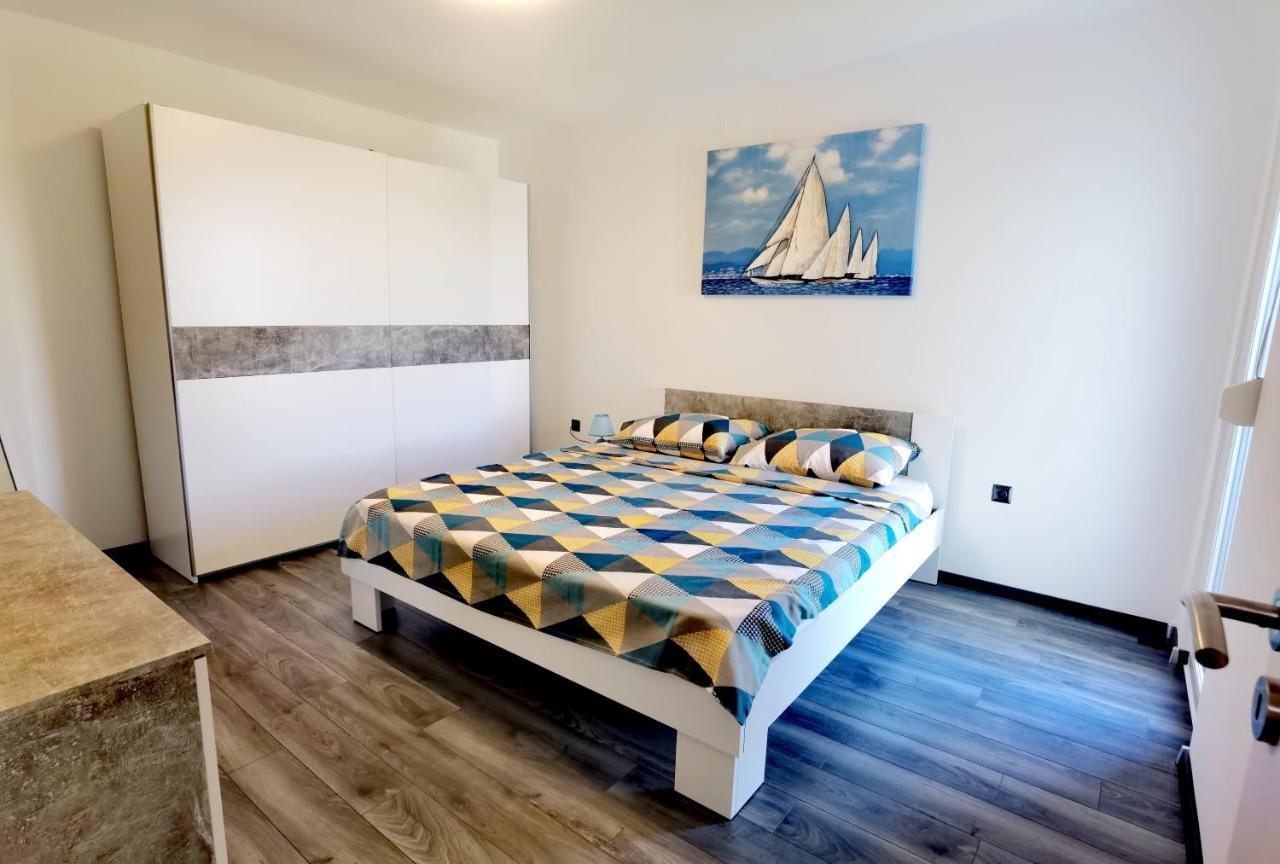 Apartment Pek Crikvenica Extérieur photo
